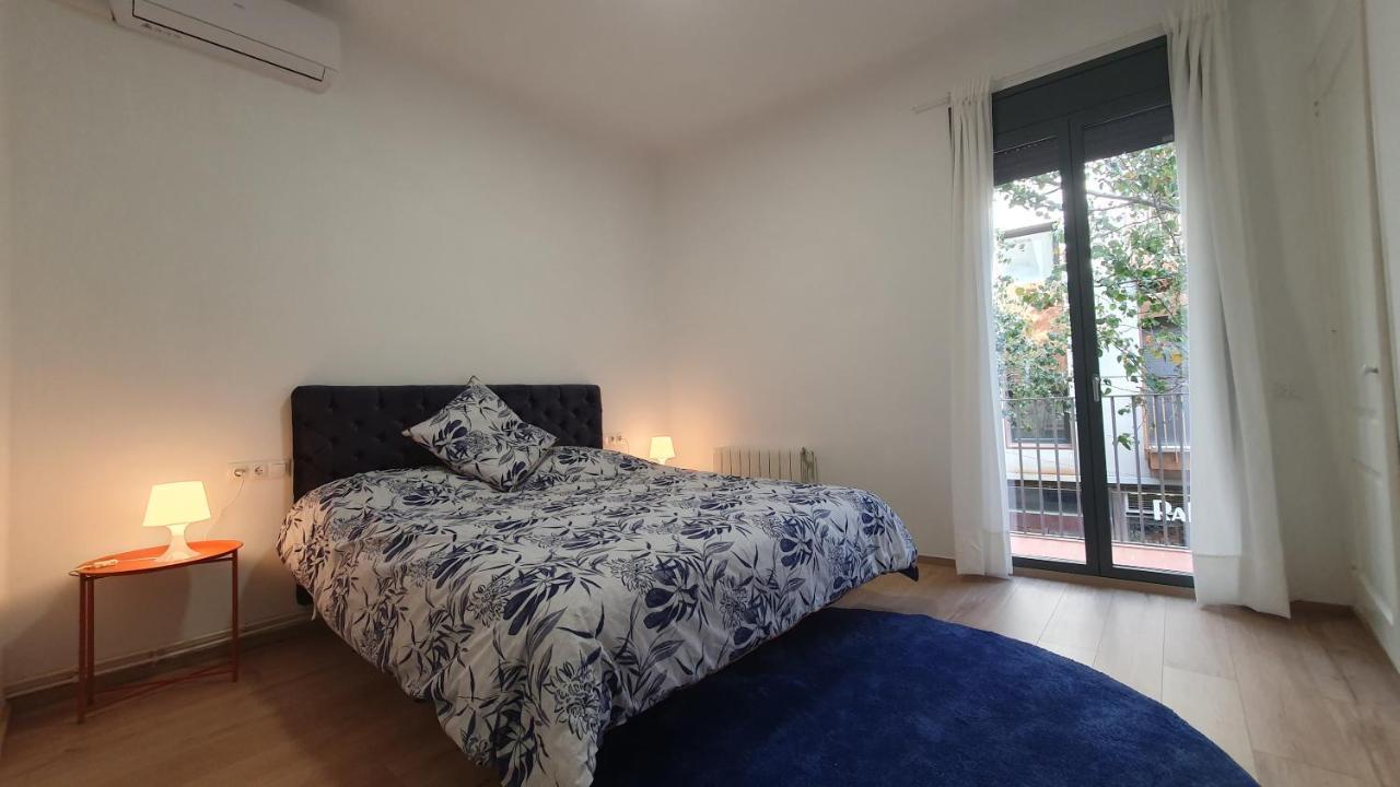 Apartamento Nuevo En Terrassa Centro Екстериор снимка
