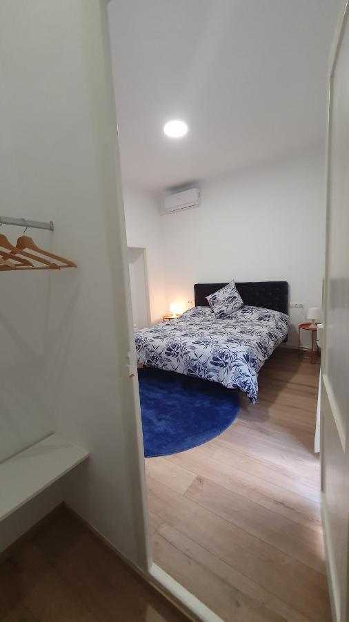 Apartamento Nuevo En Terrassa Centro Екстериор снимка