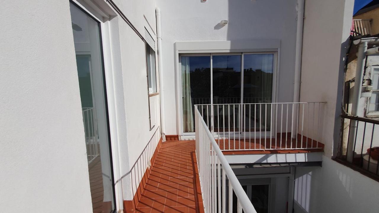 Apartamento Nuevo En Terrassa Centro Екстериор снимка